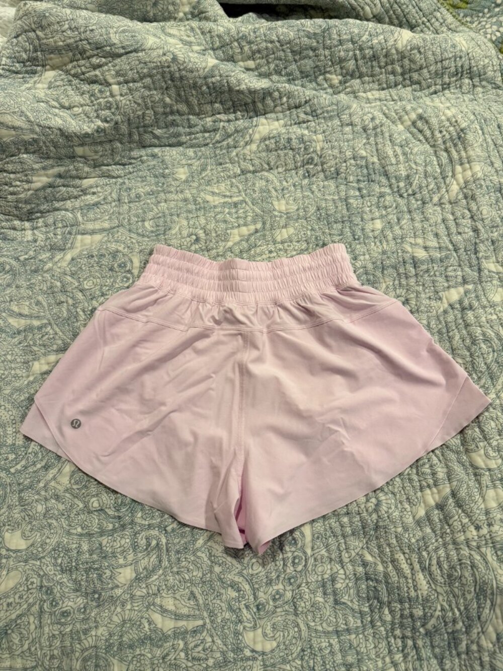 Shake It Out High-Rise Running Short 2.5" Color: Pink Organza Size XS NWT - Picture 5 of 10